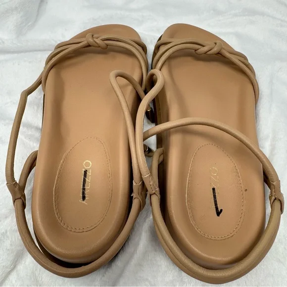 Arezzo Womens Camila Flatform Leather Ankle Strap Sandal in True Sand Size 7B - Picture 13 of 14